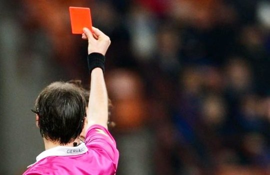 Rekor dalam Sepak Bola yang Bikin Geleng Geleng Kepala