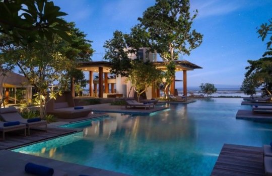 Rekomendasi Hotel Bintang 4 dan 5 di Bali yang Bikin Liburan Makin Mewah